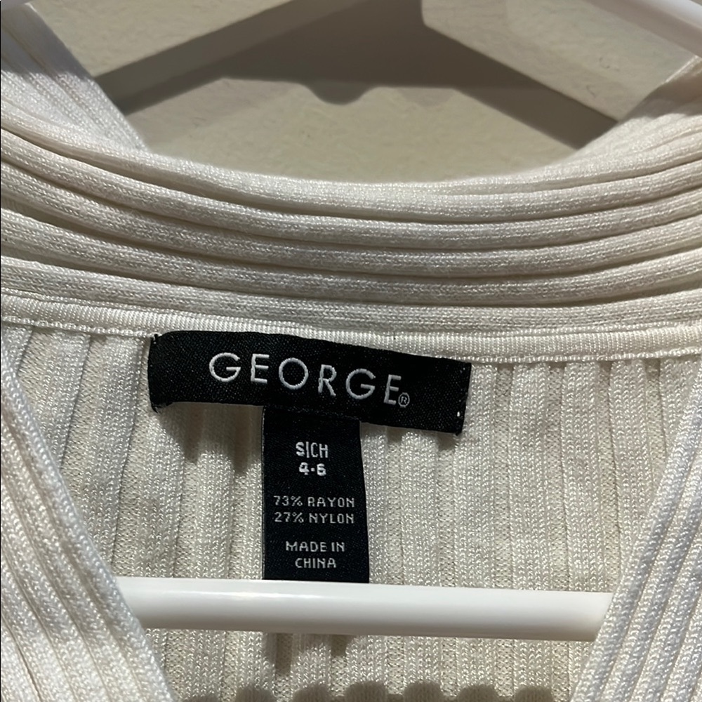 George Cream Ribbed V-Neck Top Siz2 4-6 - Picture 3 of 4